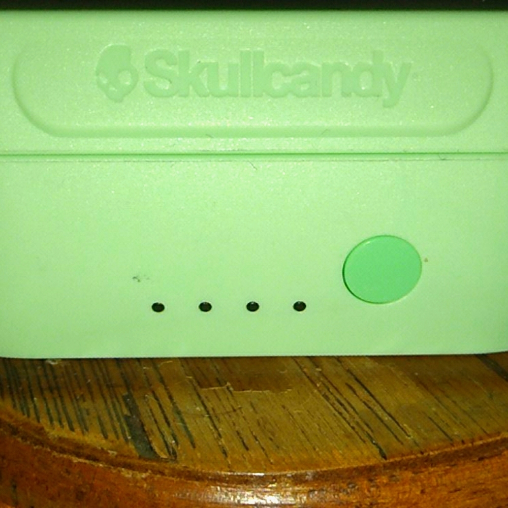 Skullcandy wireless earbuds